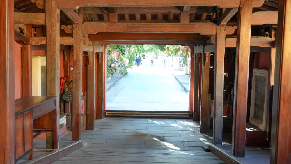 wooden details of the Japanese Covered Bridge in Hoi An
